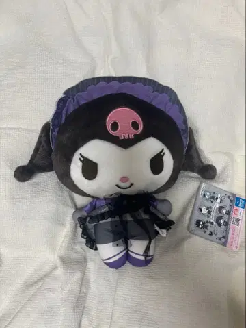 쿠로미 봉제 인형