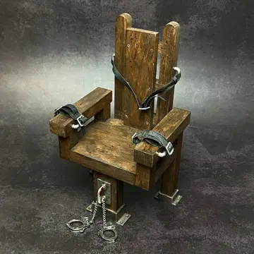 1/6 고문 의자