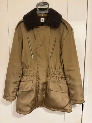 새상품급 6(ROKU) BEAUTY &YOUTH 밀리터리 코트