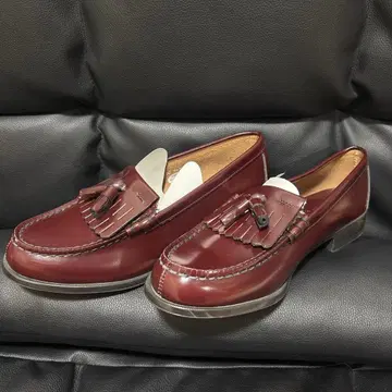 HARUTA 프린지 장식 버건디 로퍼