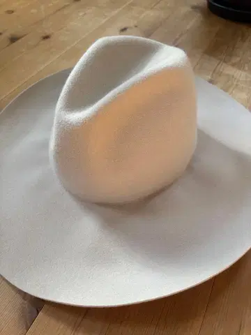 SUPER DUPER / 햇 / Deuxieme