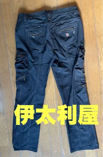 이타리야 GK 블랙 스트레이트 데님