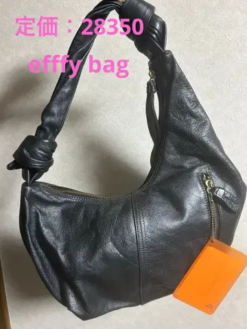 정가: 28350 efffy bag 메탈릭 가공 y2k