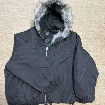 새상품 OREETA 다운 자켓 블랙