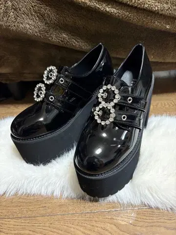 BUBBLES 비쥬 블랙 플랫폼 신발 양산계