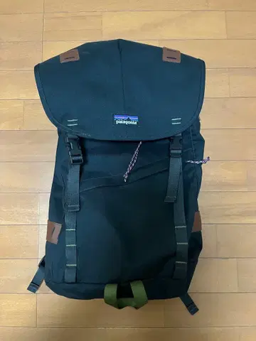 patagonia 롤탑 백팩 블랙