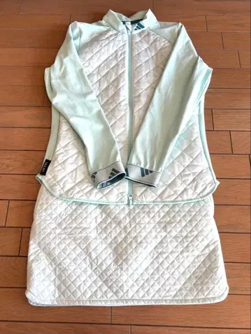 아디다스 상하의 상큼한 민트 그린!