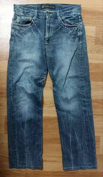 Y2K 그런지 스터드 청바지 맥브링 색빠짐 vintage