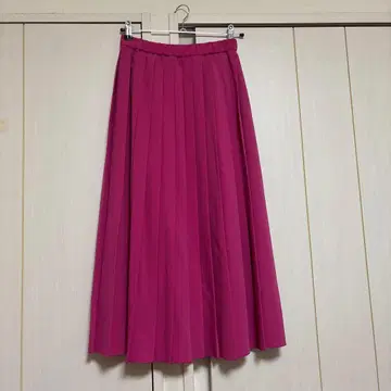 그레이스 콘티넨탈 플리츠 스커트