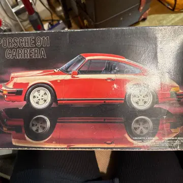 Porsche 911 Carrera 1/24 스케일 프라모델