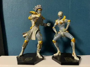 죠죠의 기묘한 모험 피규어 2체 세트