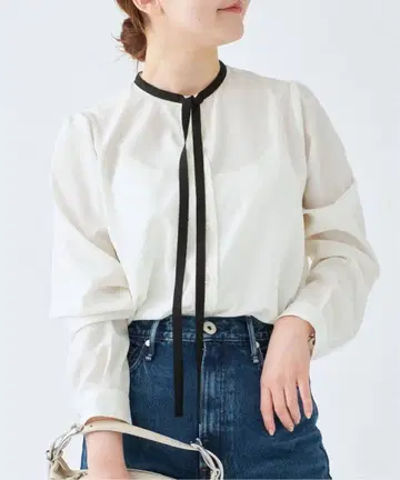 배색 보타이 블라우스 이에나 IENA