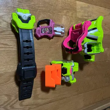 가면라이더 이그제이드 DX 게이머 드라이버