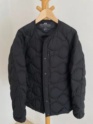 UNIQLO 화이트 마운티니어링 M 블랙