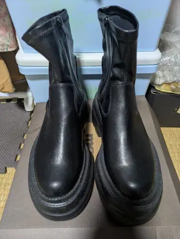 로리즈팜 스트레치 스니커즈 부츠 M