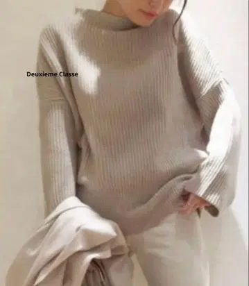 두지엠 클라세 정가 3.5만 보틀넥 캐시미어 혼방 아제 풀오버