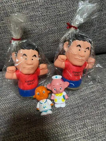 비트 타케시 저금통 2개