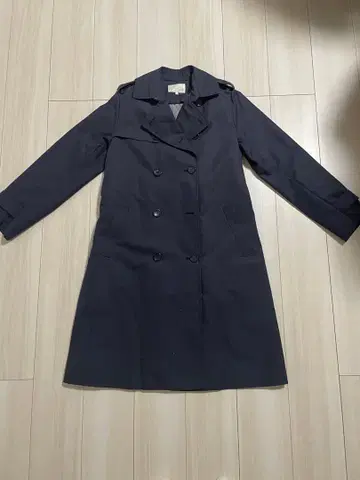 BEAMS 네이비 트렌치코트