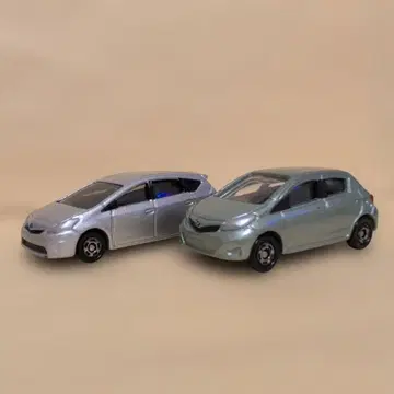 토미카 TOYOTA PRIUS VITZ 2대 세트