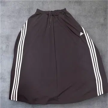 adidas 롱 스커트 블랙 M