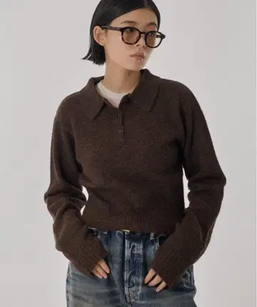 핑거홀 숏 폴로 니트