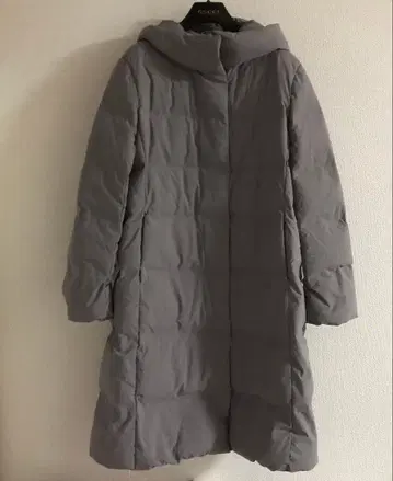 유니클로 심리스 다운 롱 코트 XL