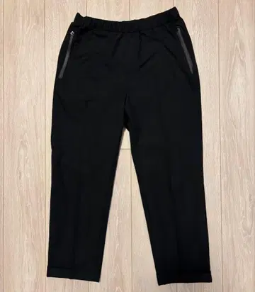 데상트 이지 슬랙스