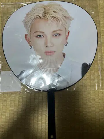 히라모토 켄 부채