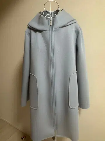 새상품 biersch 비아슈 코트 아이스 블루 프리 사이즈