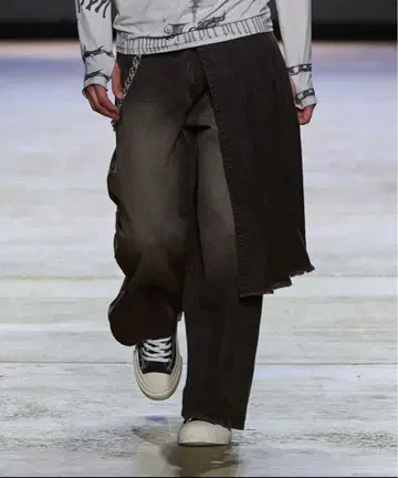 미사용 새상품 VI E DIT 2way Skirt Denim