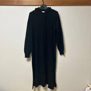 [ 미사용 새상품 ] etlor 블랙 니트 원피스