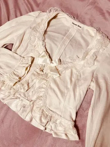 이노센트 월드 티셔츠 볼레로 시로