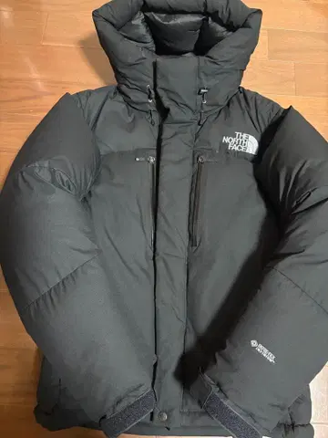 THE NORTH FACE 블랙 다운 자켓 발트로 라이트 자켓