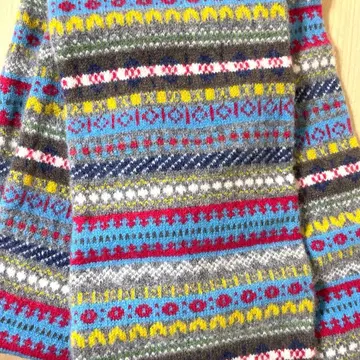 MACKIE 노르딕 무늬 머플러