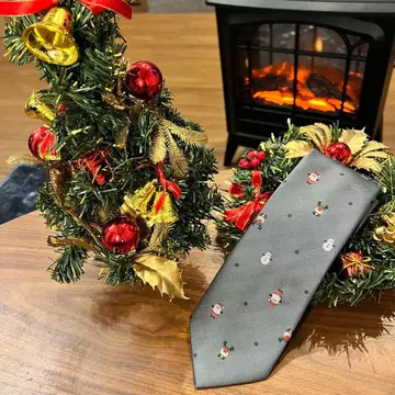 크리스마스 패턴 넥타이 그레이 산타 패턴 루돌프 무늬 패턴 눈사람 패턴