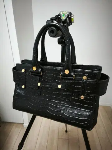 Samantha Thavasa 사만사타바사 악어 엠보싱 백