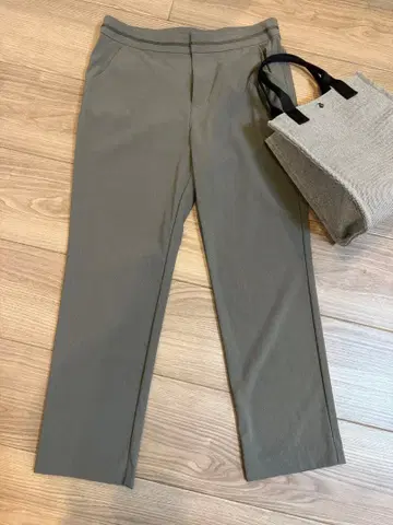 maple leaf 고급 카키 스트레치 팬츠 L 미사용