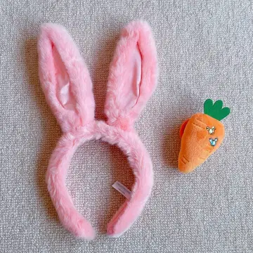 토끼 귀 머리띠 당근 포함