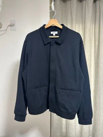 COS 25AW 해링턴 재킷 네이비