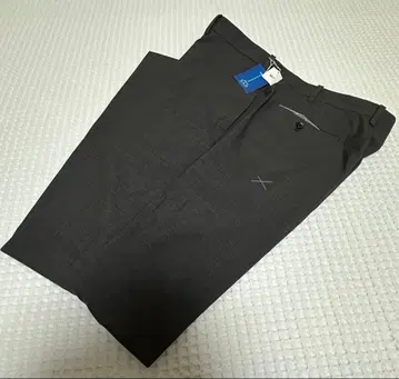 [ 미사용 W100 ] BE7 HILTON 모 100 슬랙스