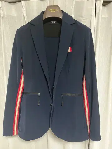 1PIU1UGUALE3 RELAX 수트 셋업