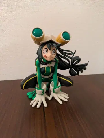 나의 히어로 아카데미아 아스이 츠유 피규어 박스 없음