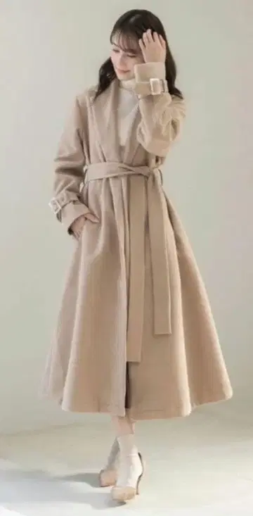 하르히로인 HALUHIROINE 멜톤 플레어 롱 코트 베이지