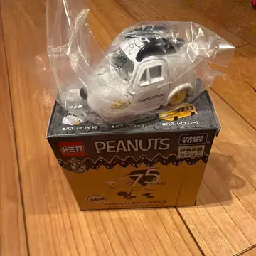PEANUTS 75주년 기념 토미카 화이트 버스