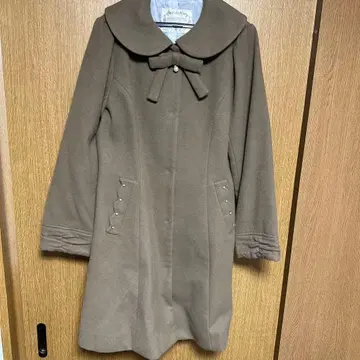 로디스포토 브라운 코트