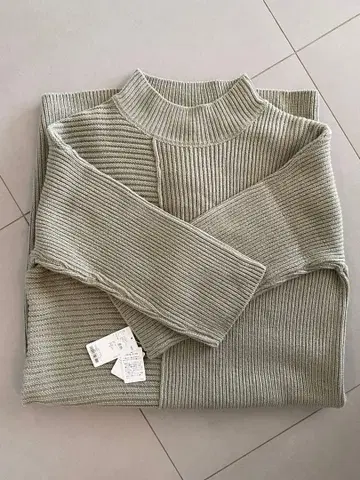 KBF 어반 리서치 니트 원피스 미사용 새상품 택 포함