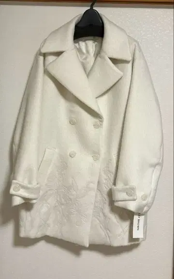 택 포함 LILY BROWN 자수 코쿤 코트