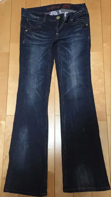 Red Pepper 부츠컷 데님