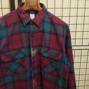 90's Vtg OSHKOSH Flannel Check Work SH