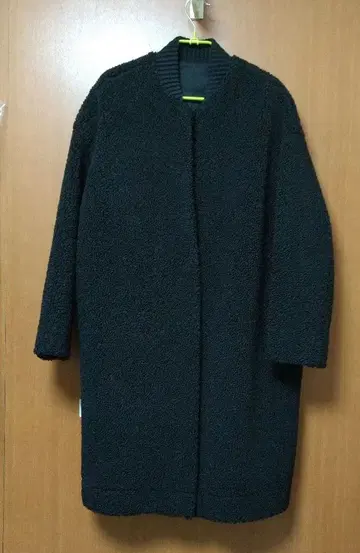 보아풍 블랙 롱 코트 버튼 포함